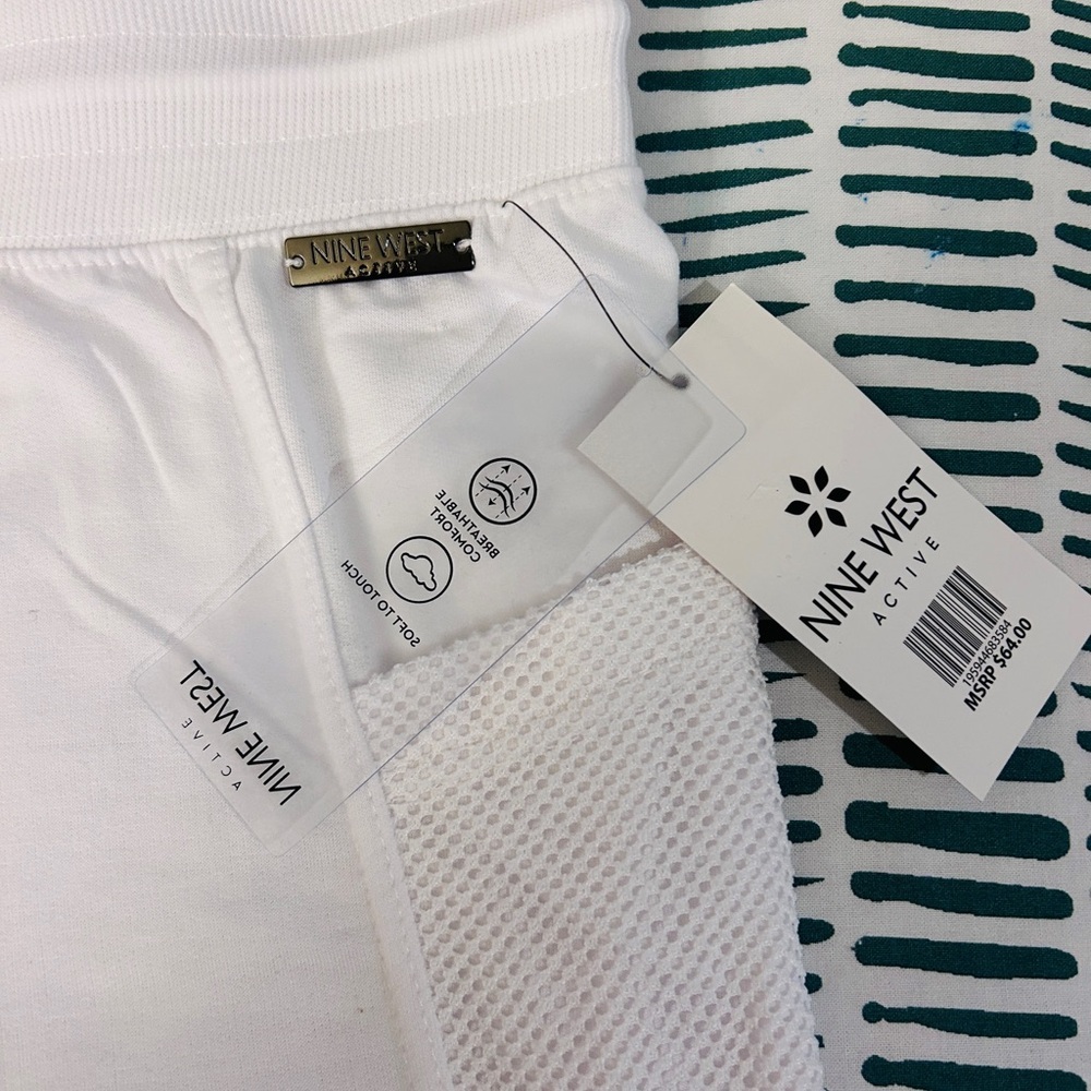 Nine West Active White Jogger Pants Women’s XL Mesh Side Panels Drawstring NWT - Picture 2 of 7